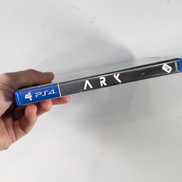 PS4 ARK Survival Evolved Video game - Picture 3 of 8